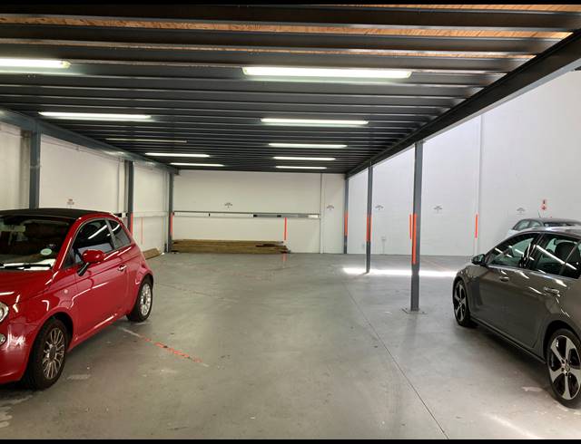 280M² WAREHOUSE RENTED IN WESTLAKE